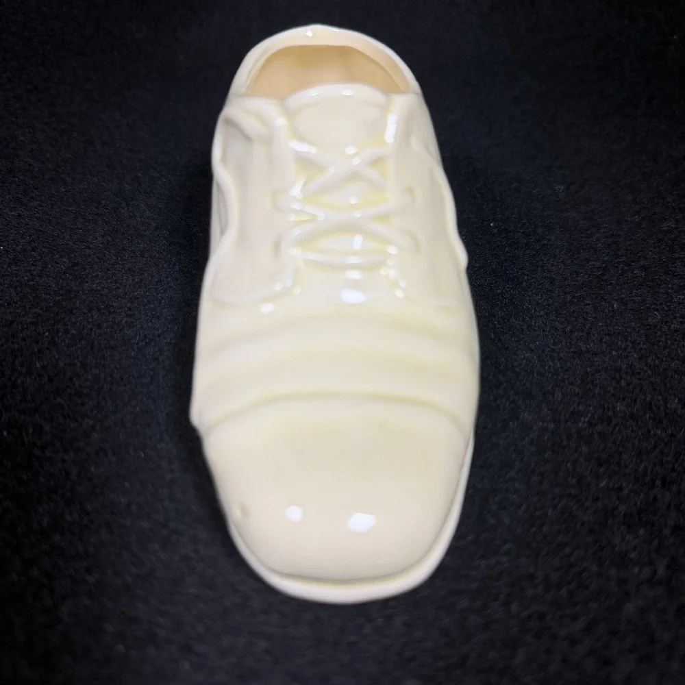 Vintage Japan Ceramic Oxford Dress Shoe Planter Trinket Dish‎ Cream Glossy